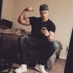 Meet your Posher, Kellen